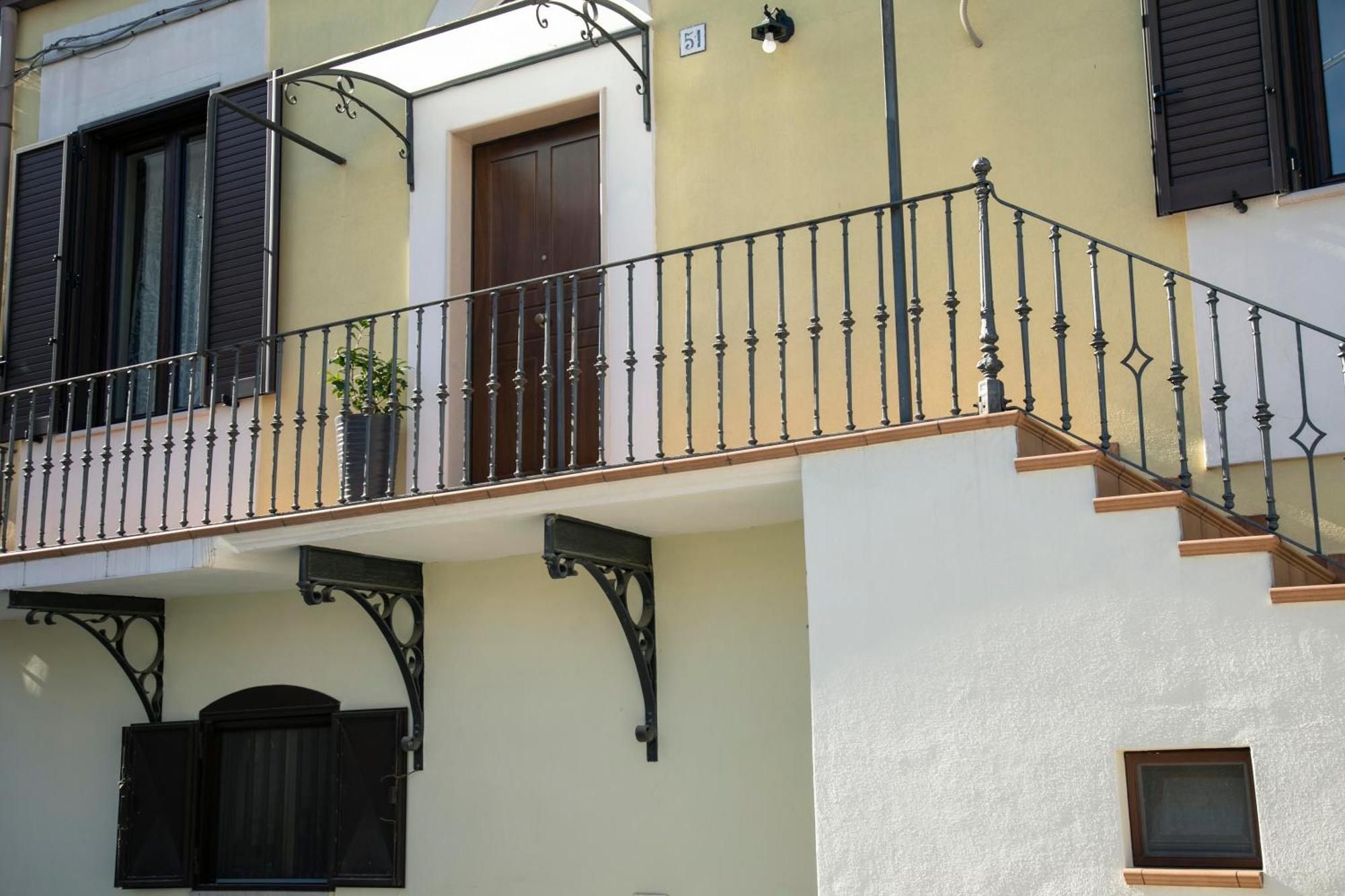 Dimora Camelia Apartment Lucera Exterior photo